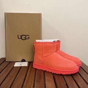 UGG Classic Mini II Boots Punch Pink USA Women size 6/UK 4/EU 37